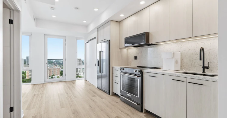 E3005-30 Mutual Street, Toronto, ON, M5B 2A7 - 4
