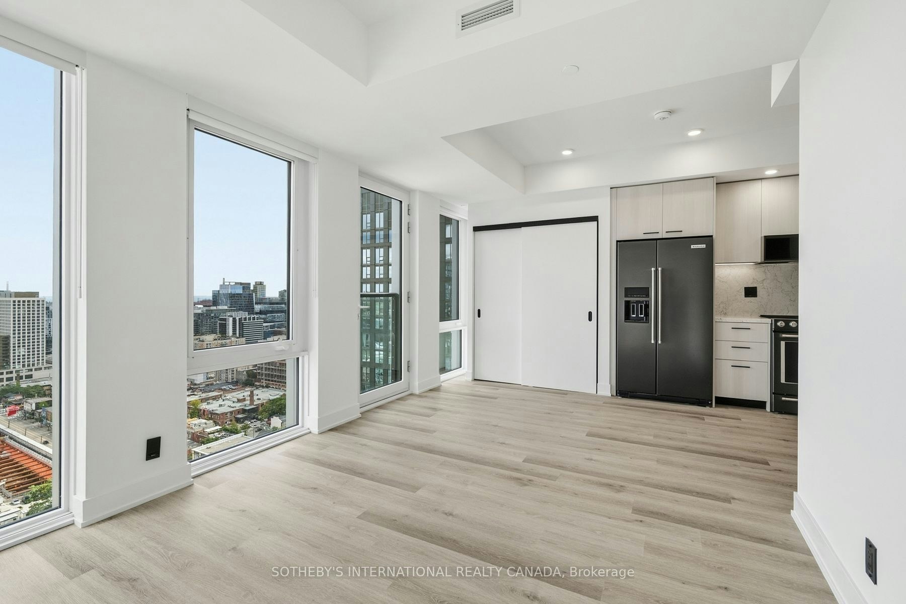 E3005-30 Mutual Street, Toronto, ON, M5B 2A7