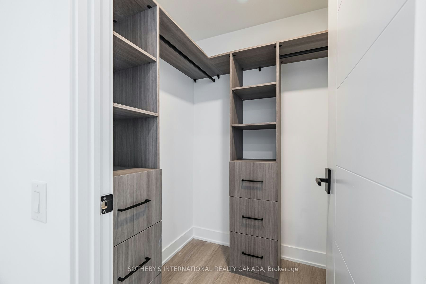 W2608-25 Dalhousie Street, Toronto, ON, M5B 2A5 - 8