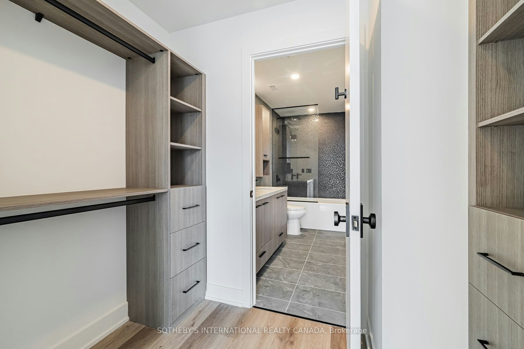 W2806-25 Dalhousie Street, Toronto, ON, M5B 2A5 - 17