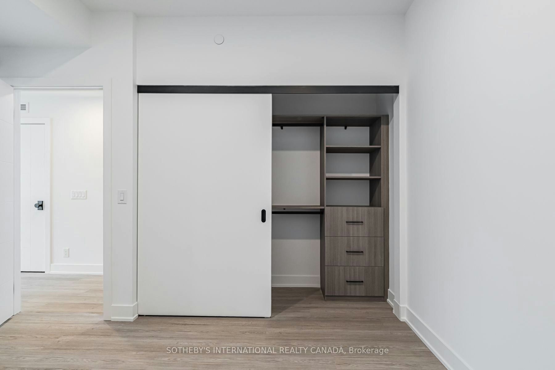 W0602-25 Dalhousie Street, Toronto, ON, M5B 2A5 - 16