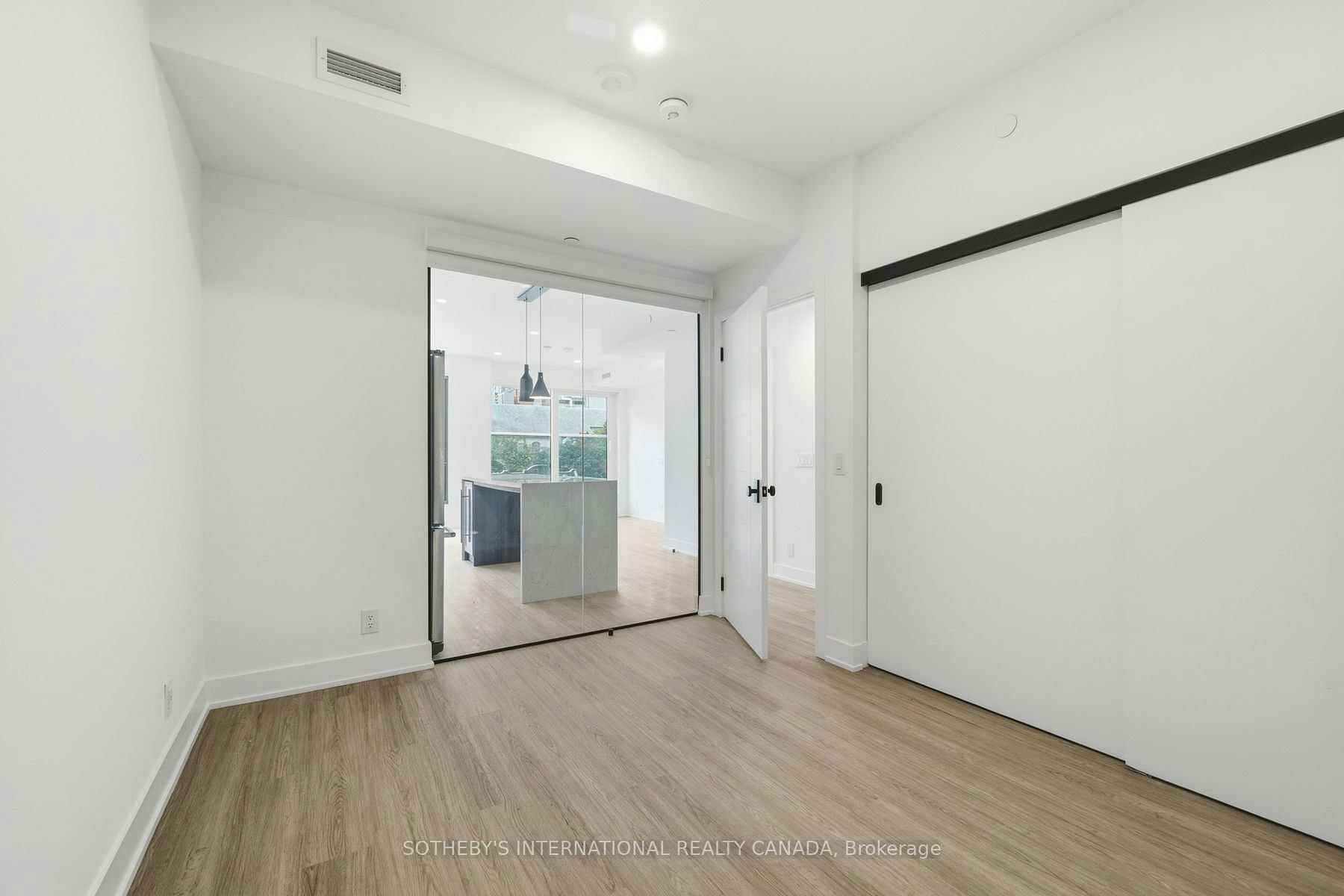 W0602-25 Dalhousie Street, Toronto, ON, M5B 2A5 - 14