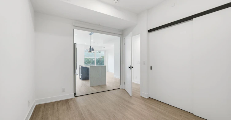 W0602-25 Dalhousie Street, Toronto, ON, M5B 2A5 - 14
