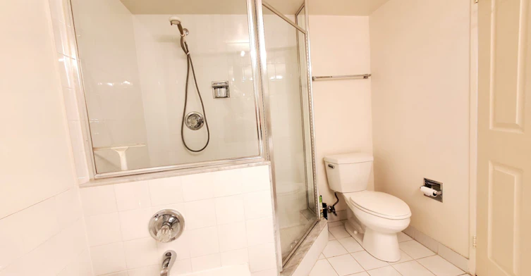 212-1121 Steeles Avenue W, Vaughan, ON, M2R 3W7 - 16