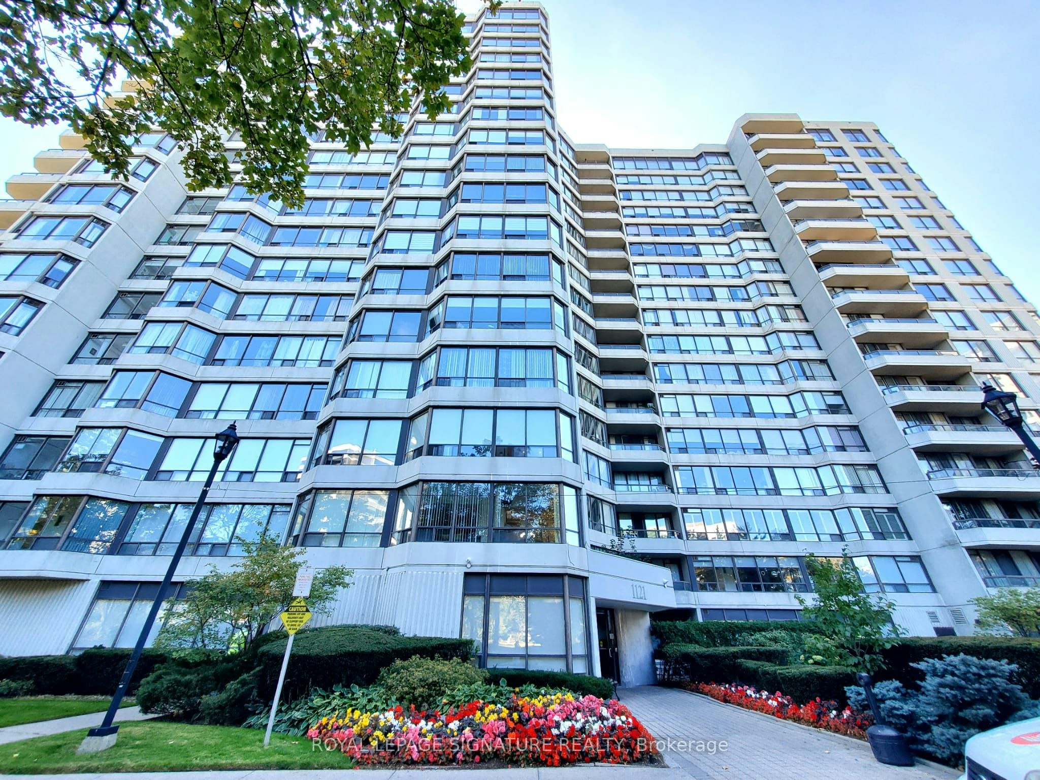 212-1121 Steeles Avenue W, Vaughan, ON, M2R 3W7
