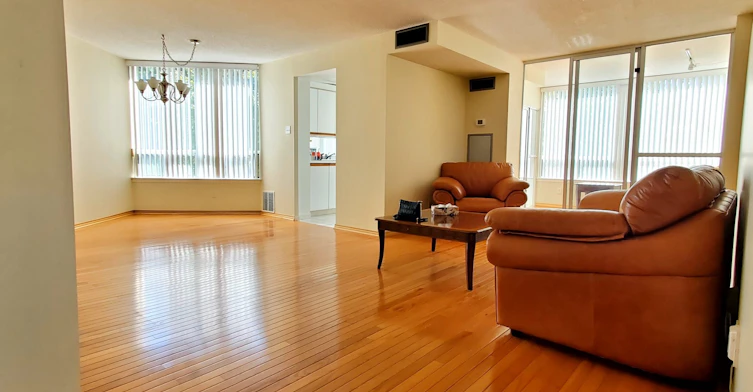 212-1121 Steeles Avenue W, Vaughan, ON, M2R 3W7 - 10