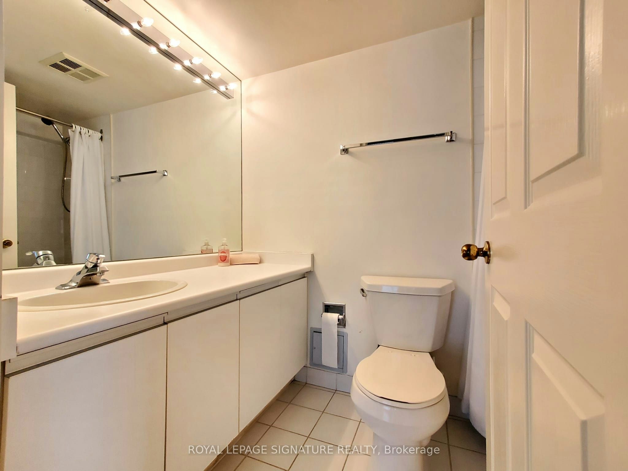 212-1121 Steeles Avenue W, Vaughan, ON, M2R 3W7 - 23