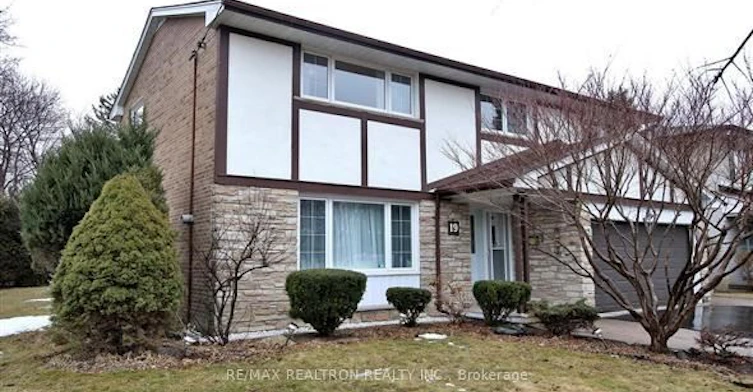 19 Appian Drive, Toronto, ON, M2J 2P7