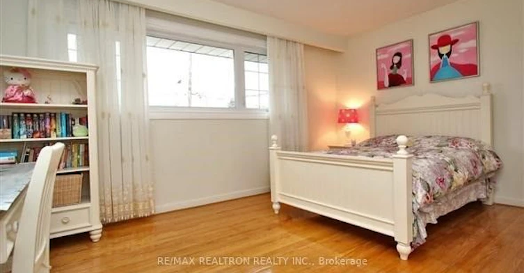 19 Appian Drive, Toronto, ON, M2J 2P7 - 15