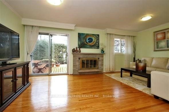 19 Appian Drive, Toronto, ON, M2J 2P7 - 9