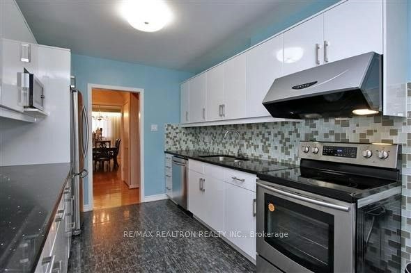 19 Appian Drive, Toronto, ON, M2J 2P7 - 7