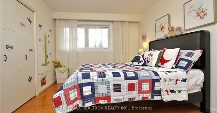 19 Appian Drive, Toronto, ON, M2J 2P7 - 14