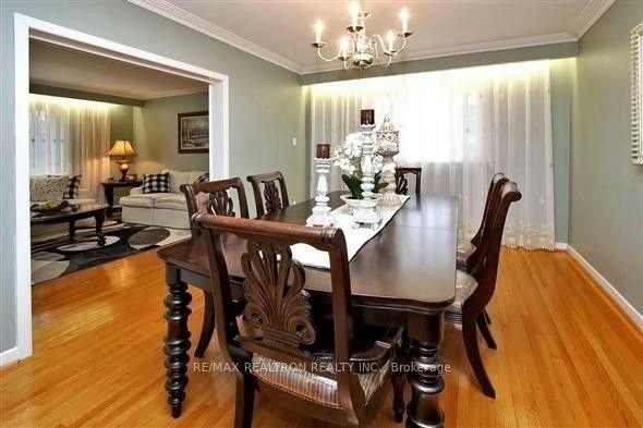 19 Appian Drive, Toronto, ON, M2J 2P7 - 4