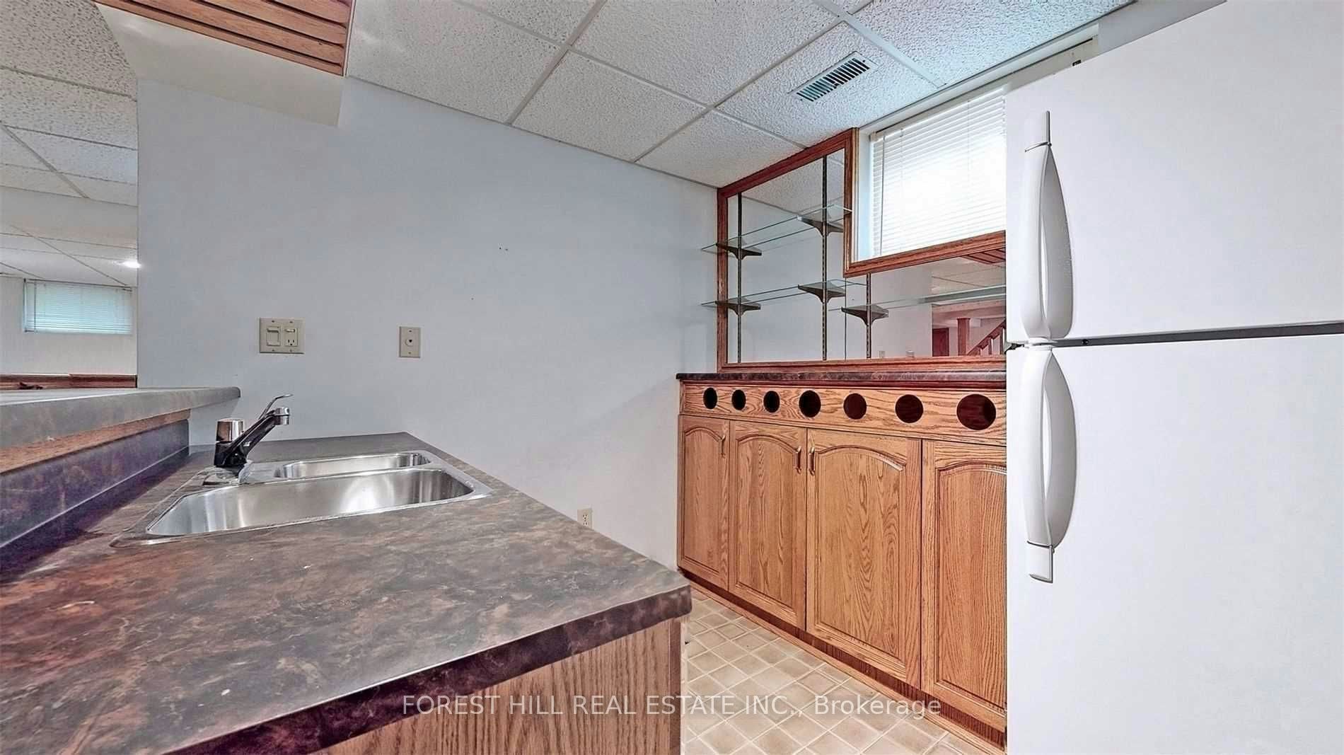 78 Mossgrove Trail, Toronto, ON, M2L 2W3 - 9