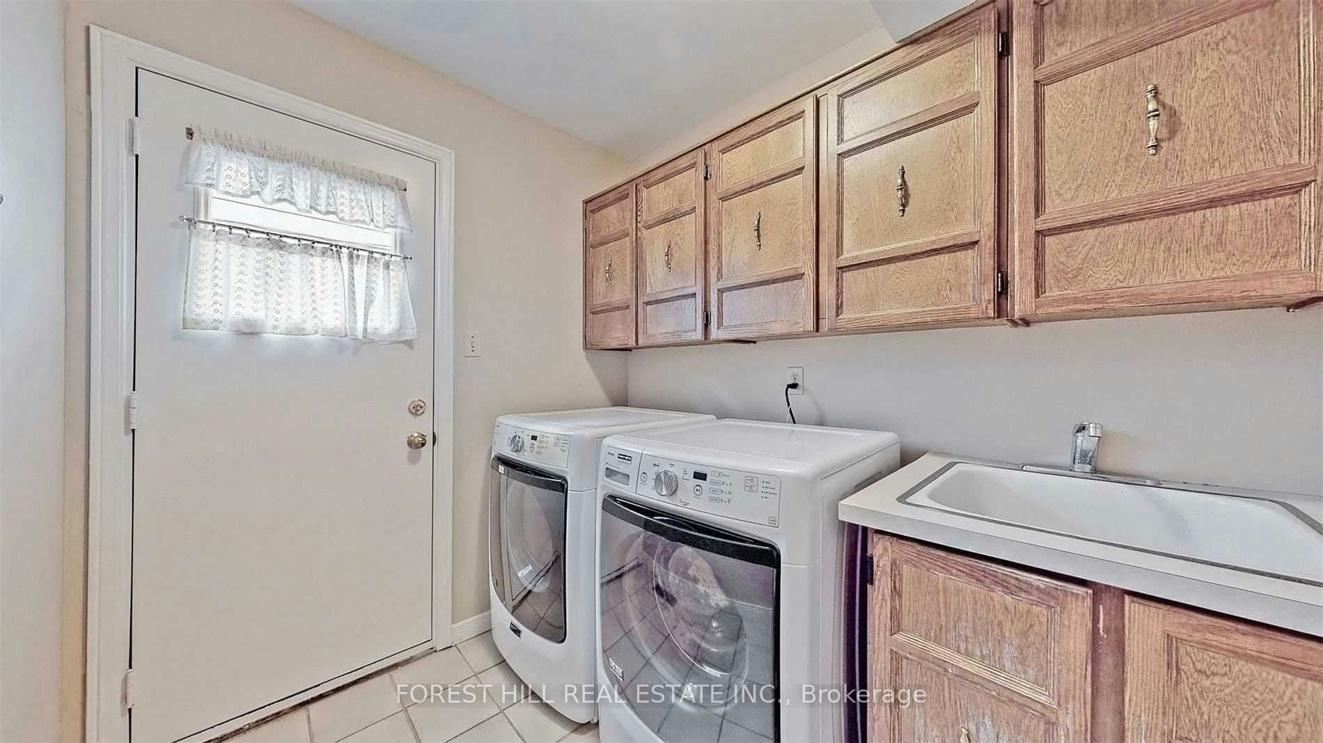 78 Mossgrove Trail, Toronto, ON, M2L 2W3 - 17