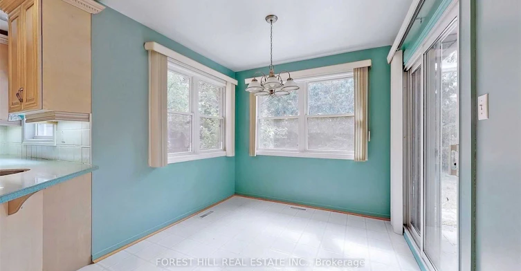 78 Mossgrove Trail, Toronto, ON, M2L 2W3 - 14