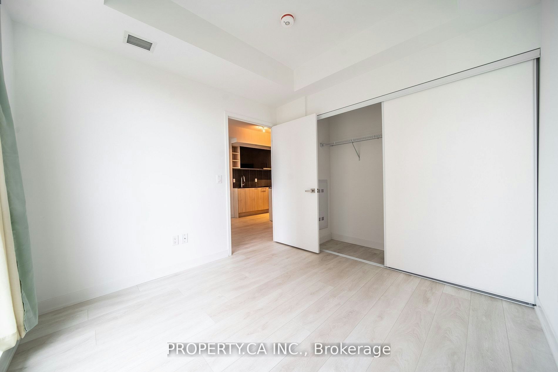 837-31 Tippett Road, Toronto, ON, M3H 0C8 - 11
