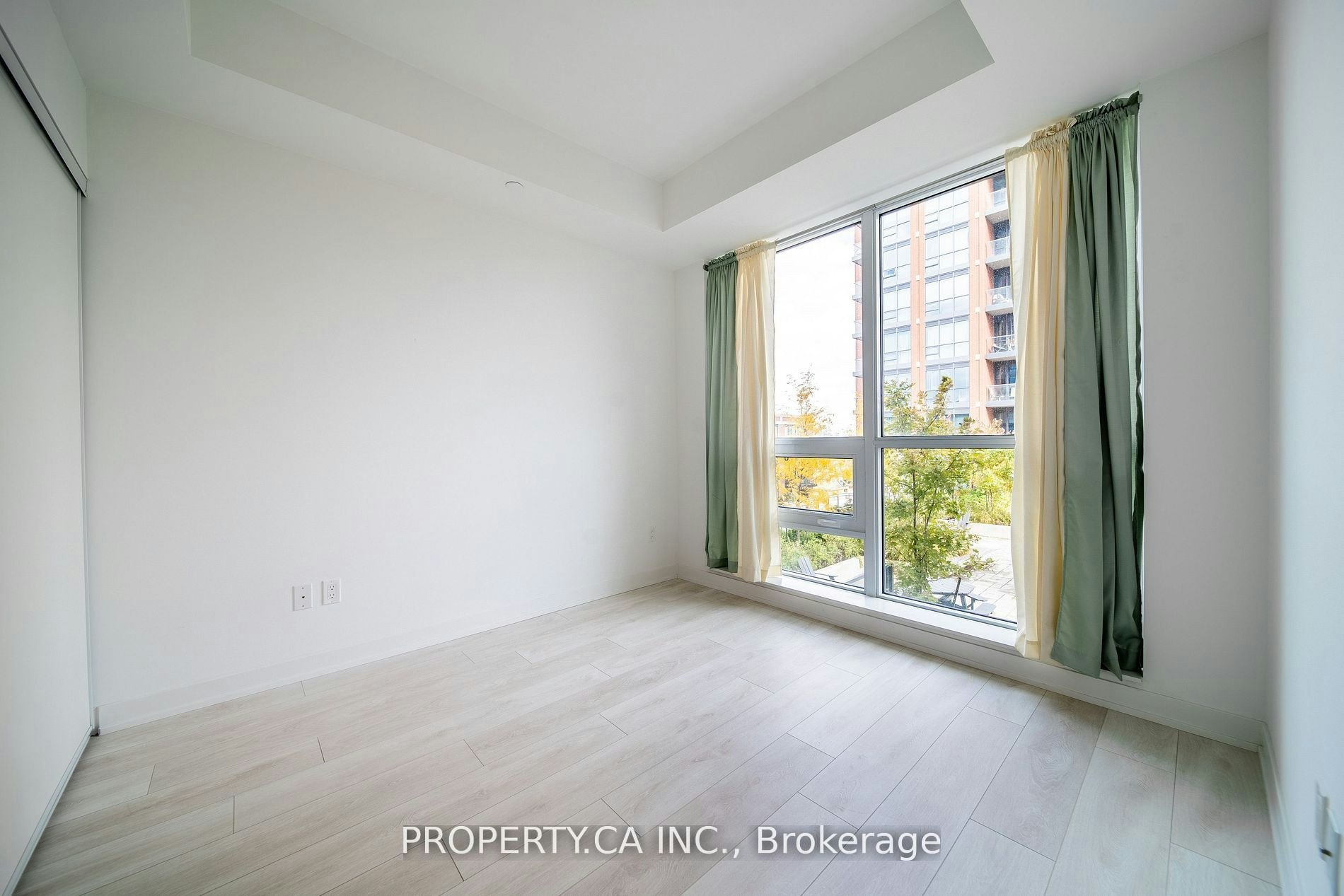 837-31 Tippett Road, Toronto, ON, M3H 0C8 - 12