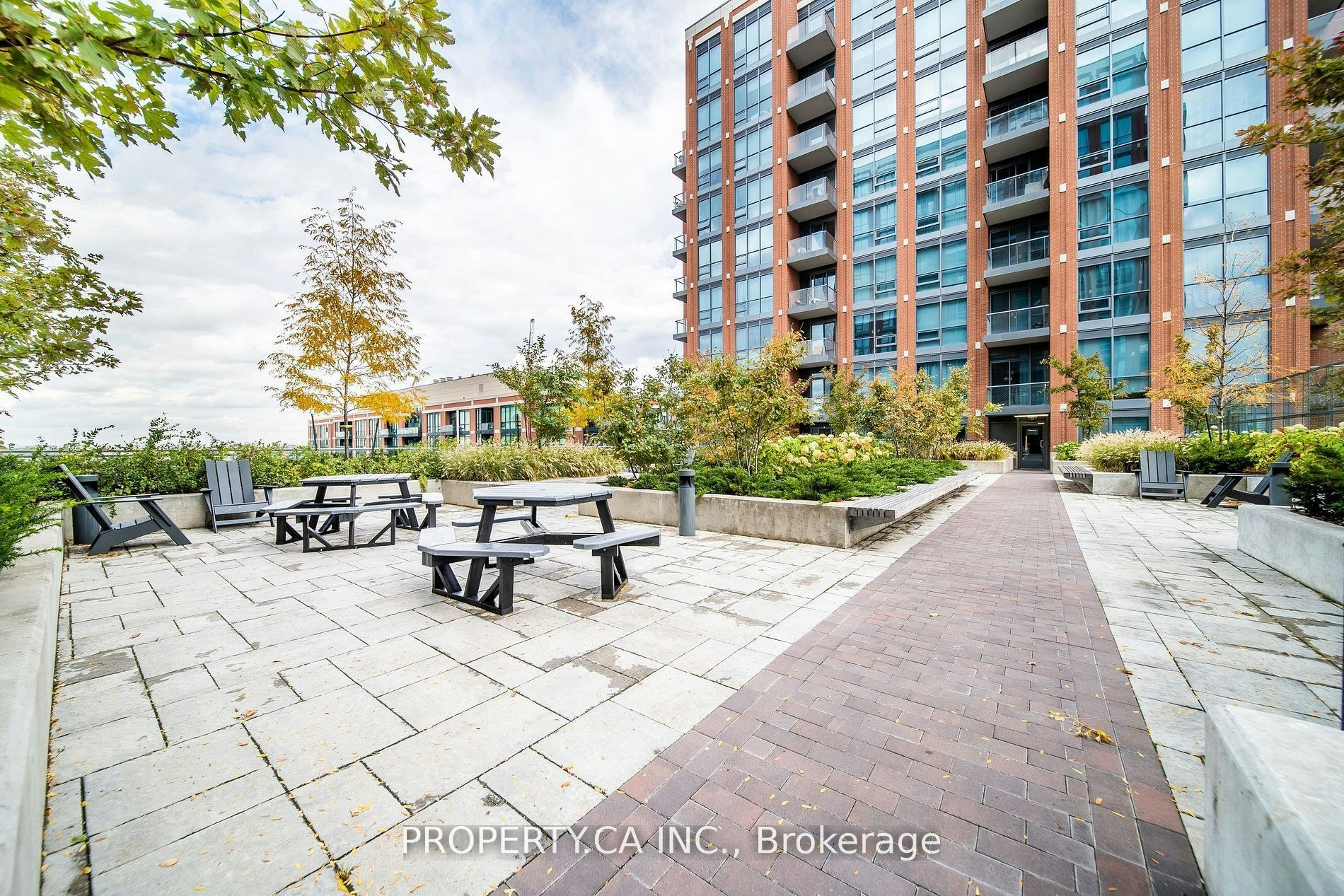 837-31 Tippett Road, Toronto, ON, M3H 0C8 - 18