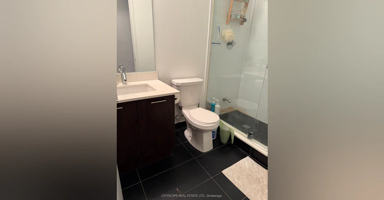 Th03-20 Bruyeres Mews, Toronto, ON, M5V 0G8 - 17