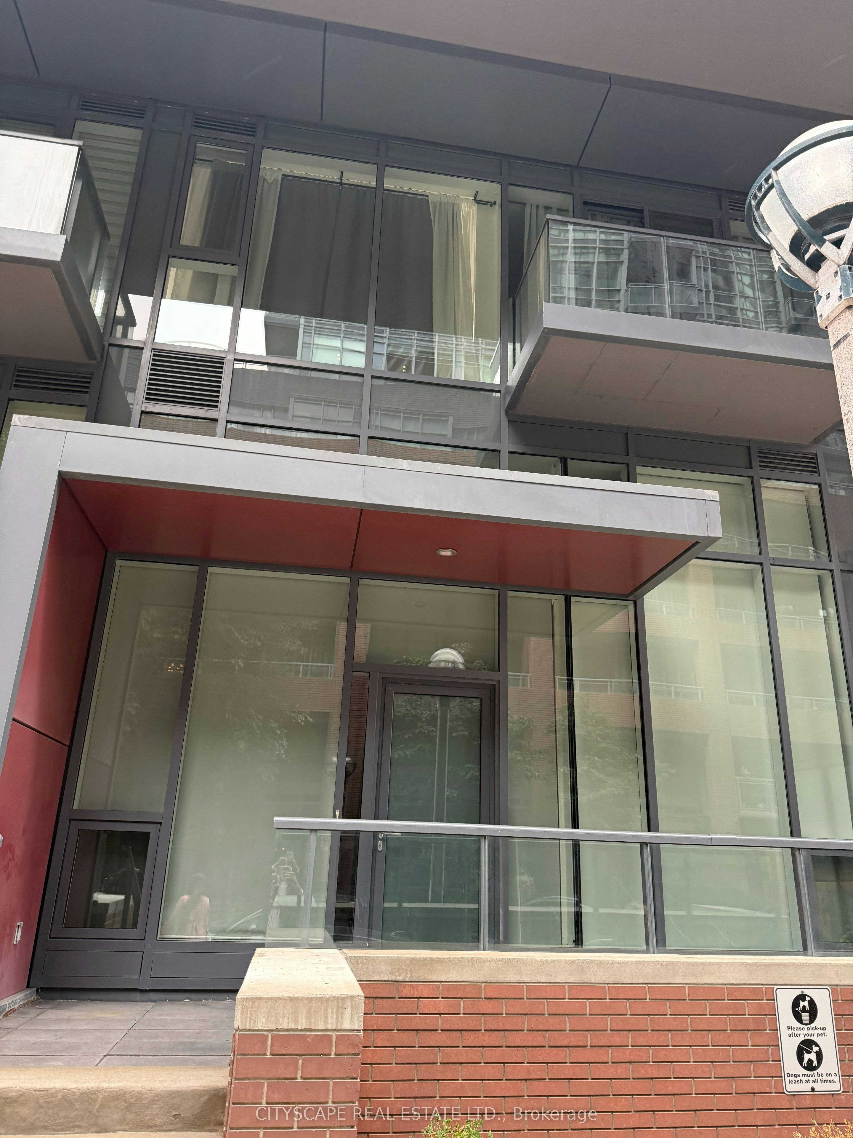 Th03-20 Bruyeres Mews, Toronto, ON, M5V 0G8 - 34