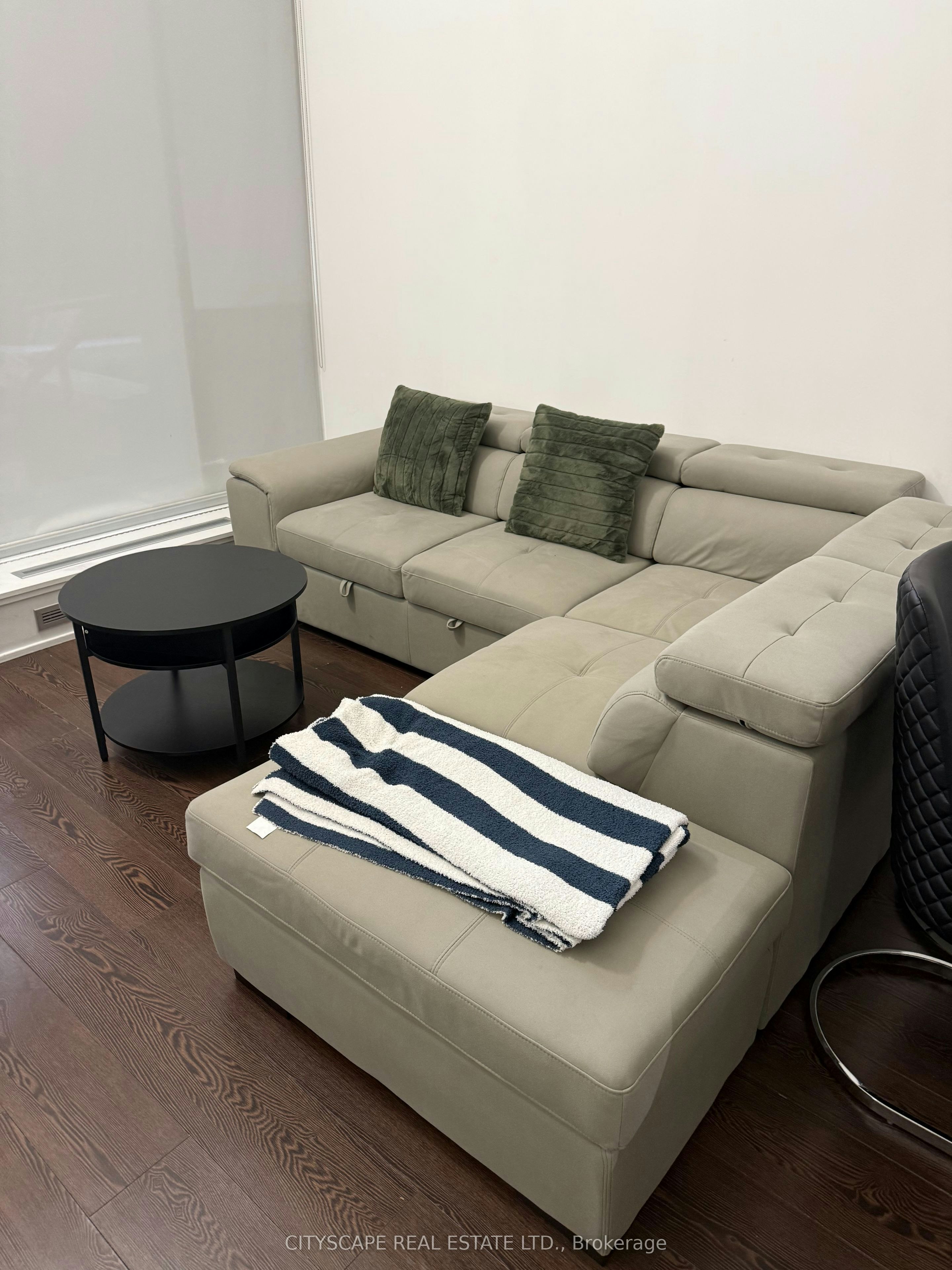 Th03-20 Bruyeres Mews, Toronto, ON, M5V 0G8 - 7
