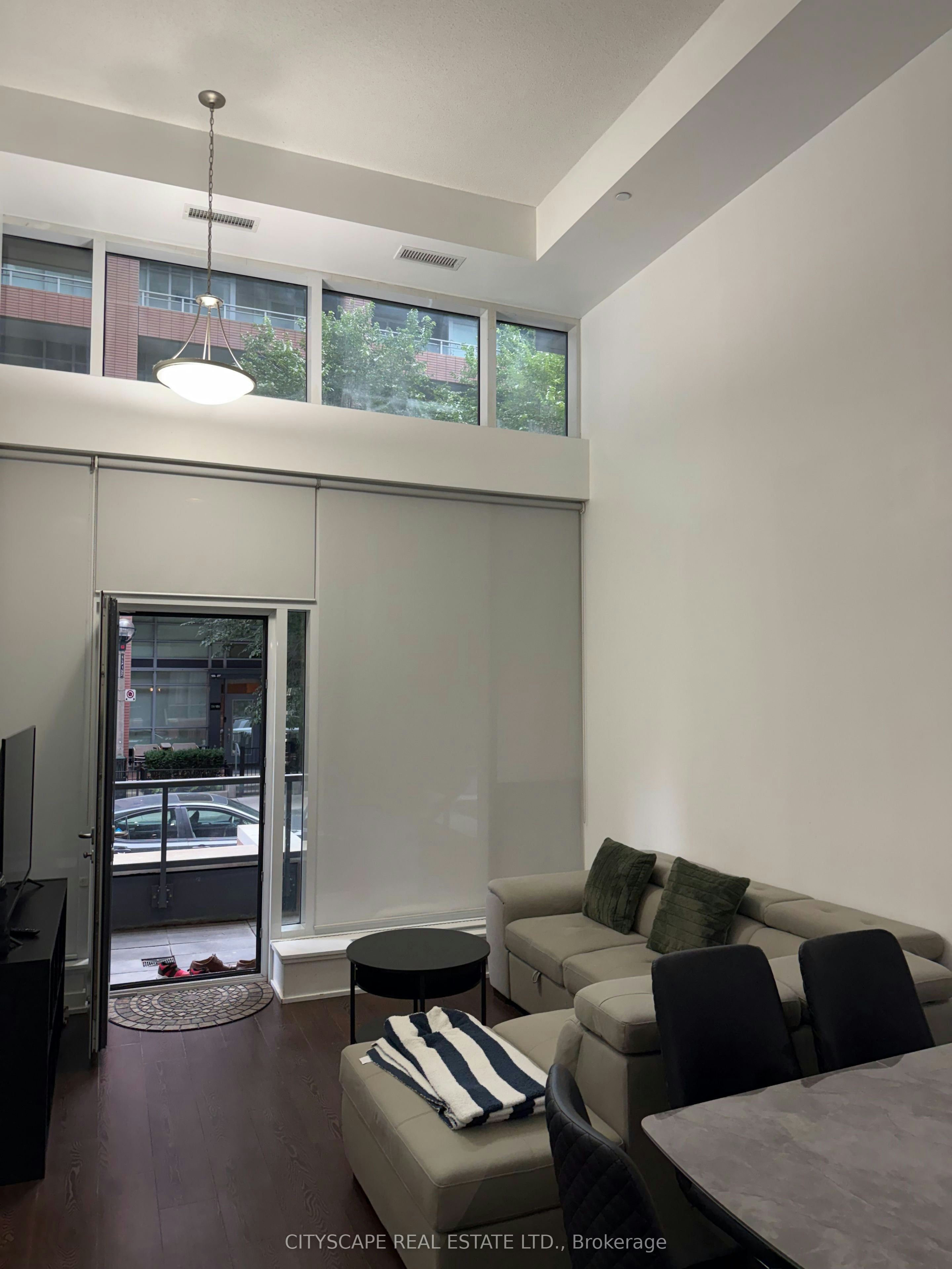 Th03-20 Bruyeres Mews, Toronto, ON, M5V 0G8 - 8