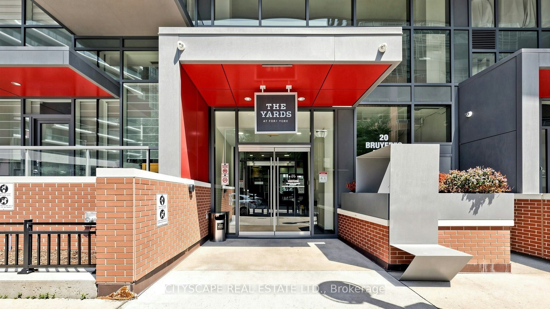 Th03-20 Bruyeres Mews, Toronto, ON, M5V 0G8