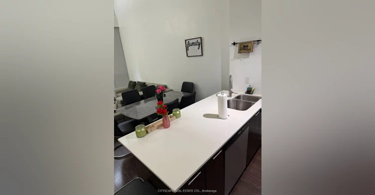 Th03-20 Bruyeres Mews, Toronto, ON, M5V 0G8 - 37