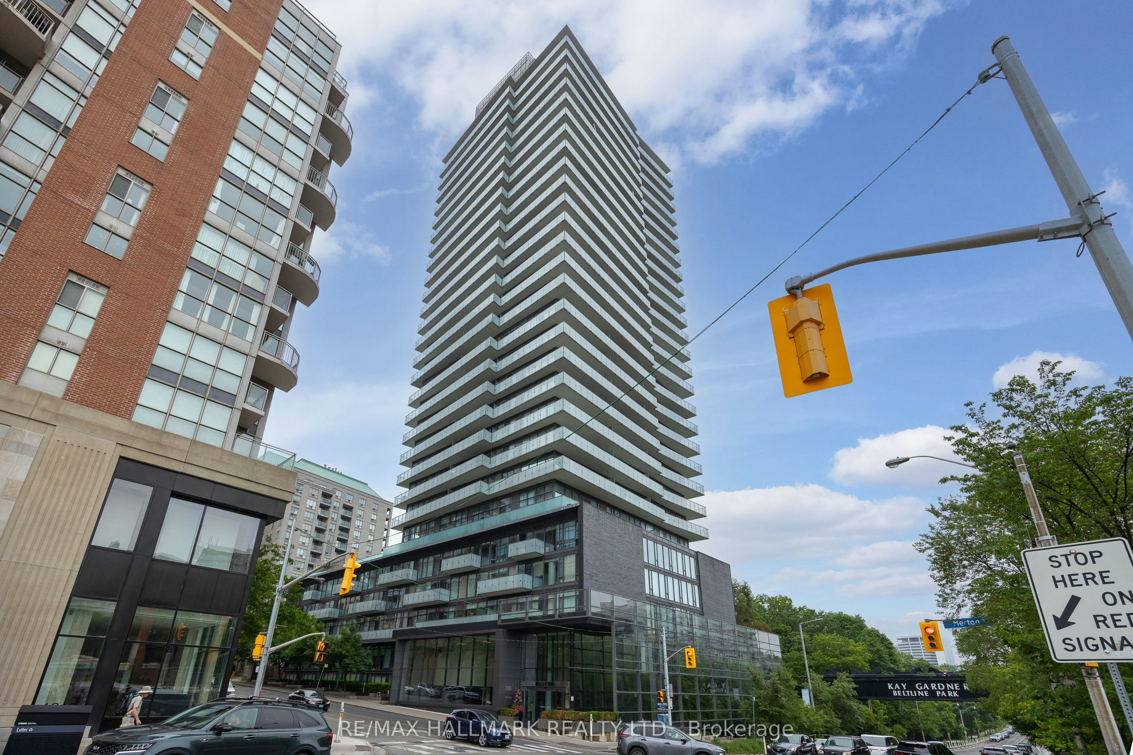 TH-103-1815 Yonge Street, Toronto, ON, M4T 2A4