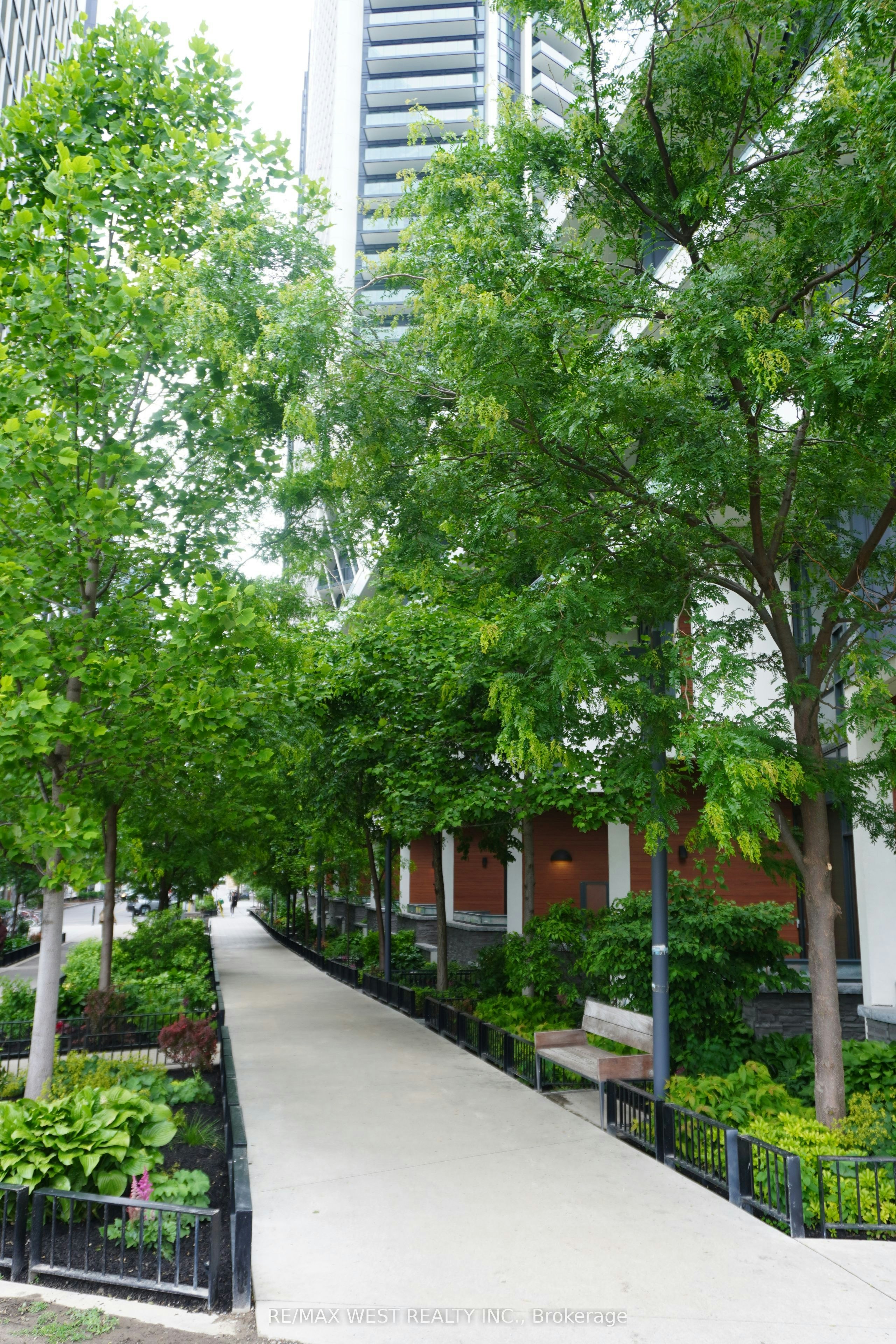 1411-50 Ordnance Street, Toronto, ON, M6K 1A2 - 3