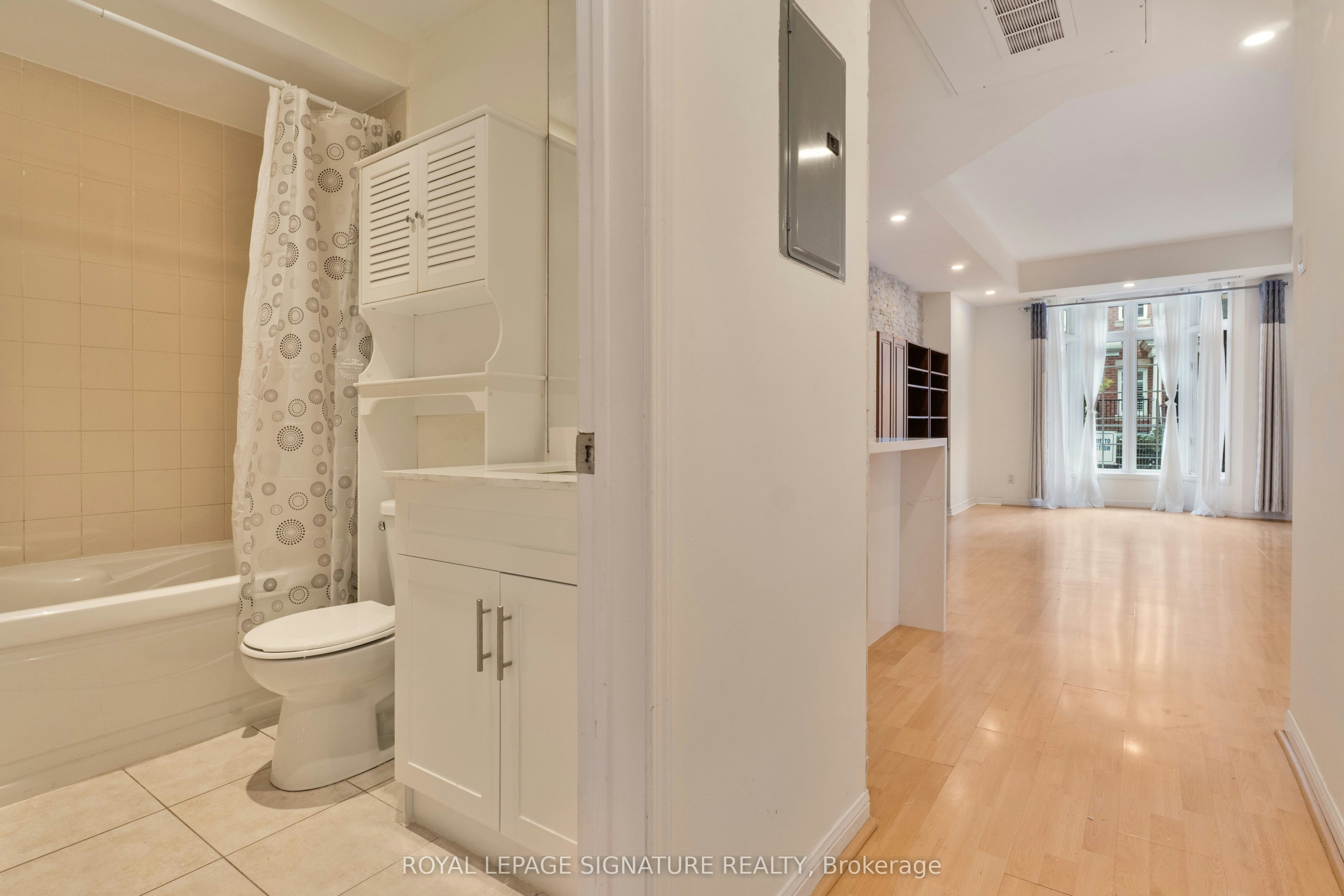 8-11 Niagara Street, Toronto, ON, M5V 3N9 - 19