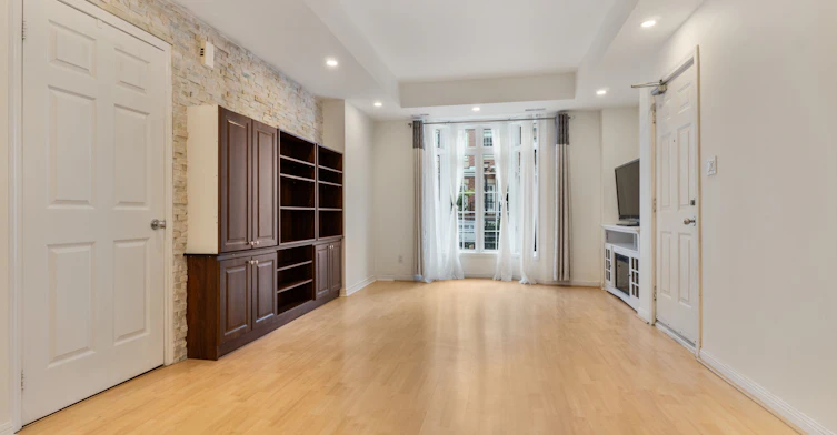 8-11 Niagara Street, Toronto, ON, M5V 3N9 - 6