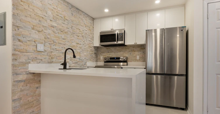 8-11 Niagara Street, Toronto, ON, M5V 3N9 - 7
