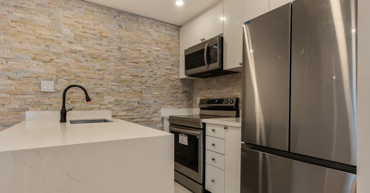8-11 Niagara Street, Toronto, ON, M5V 3N9 - 8