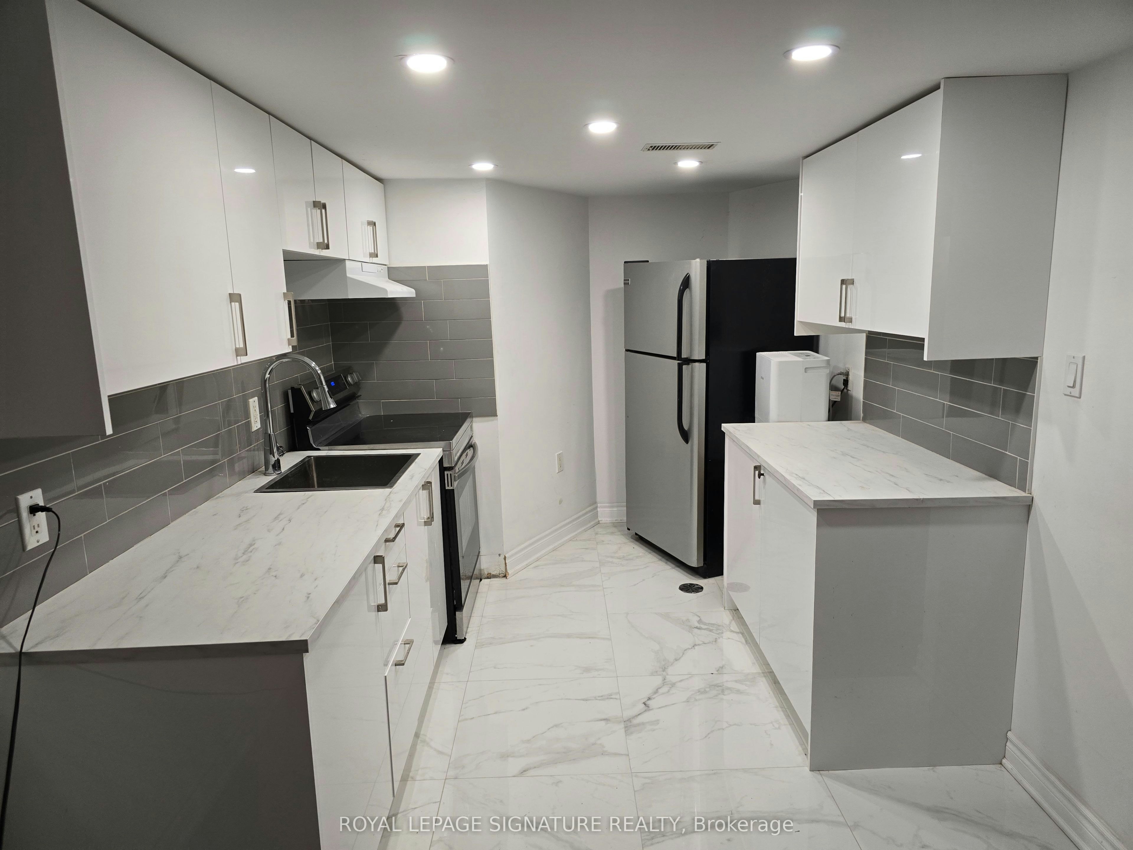 Lower Floor-17 Pleasant Avenue, Toronto, ON, M2M 1L8 - 3