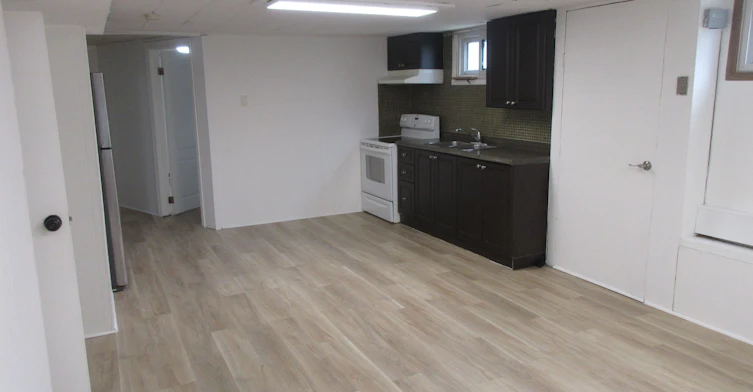 72 Navaho Drive, Toronto, ON, M2H 2X3 - 5