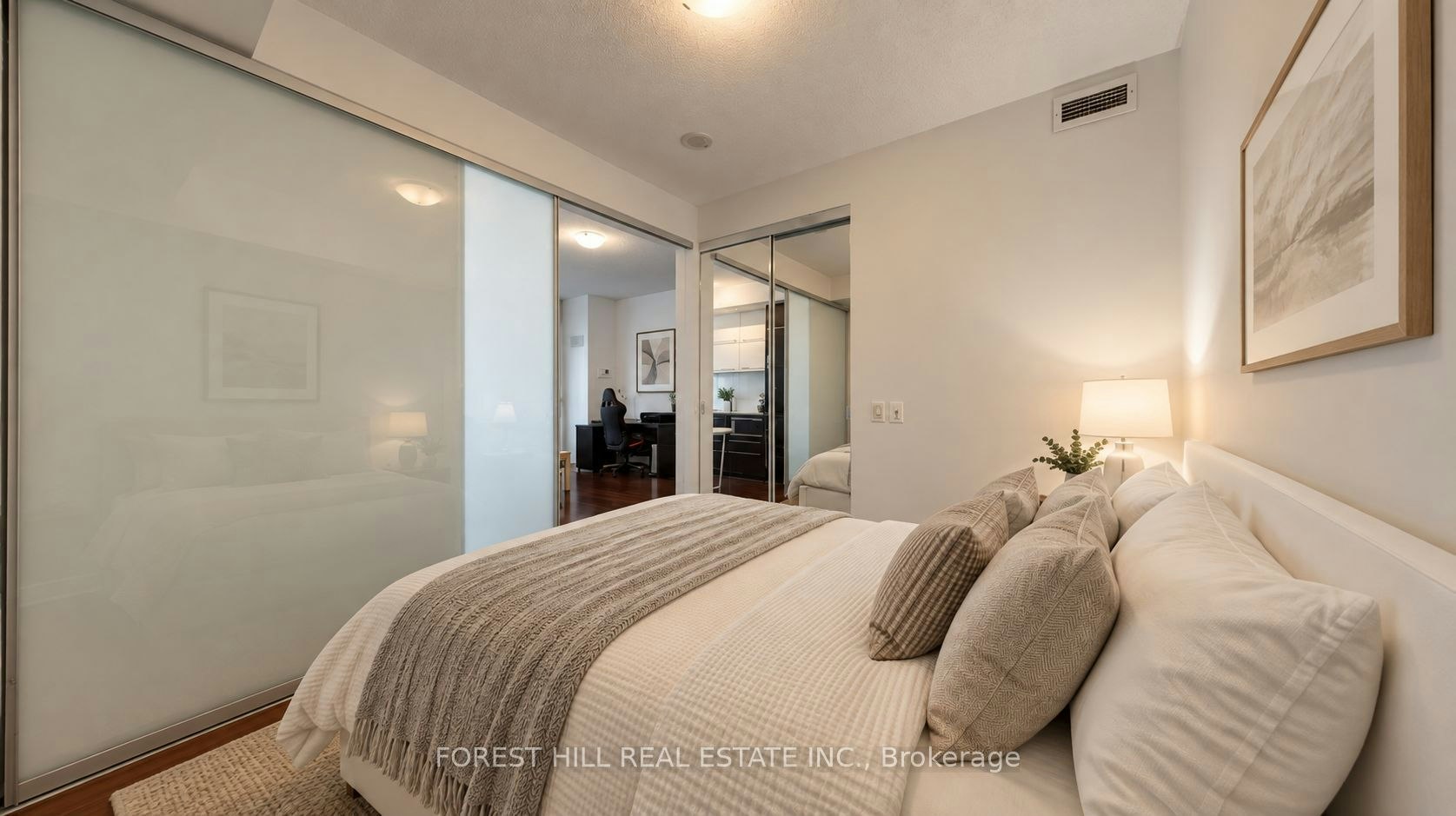 1109-770 Bay Street, Toronto, ON, M5G 0A6 - 10