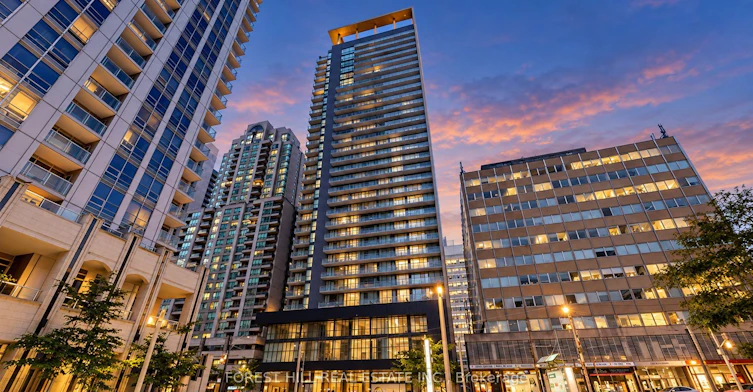 1109-770 Bay Street, Toronto, ON, M5G 0A6