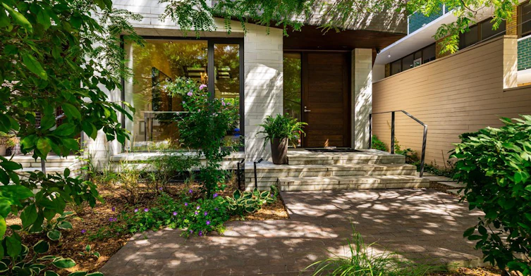 5 Relmar Road, Toronto, ON, M5P 2Y4 - 2