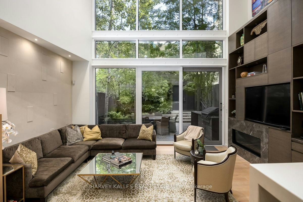 5 Relmar Road, Toronto, ON, M5P 2Y4 - 9