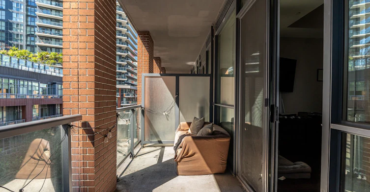 615-20 Bruyeres Mews, Toronto, ON, M5V 0G8 - 23