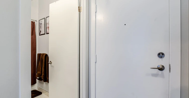 615-20 Bruyeres Mews, Toronto, ON, M5V 0G8 - 6