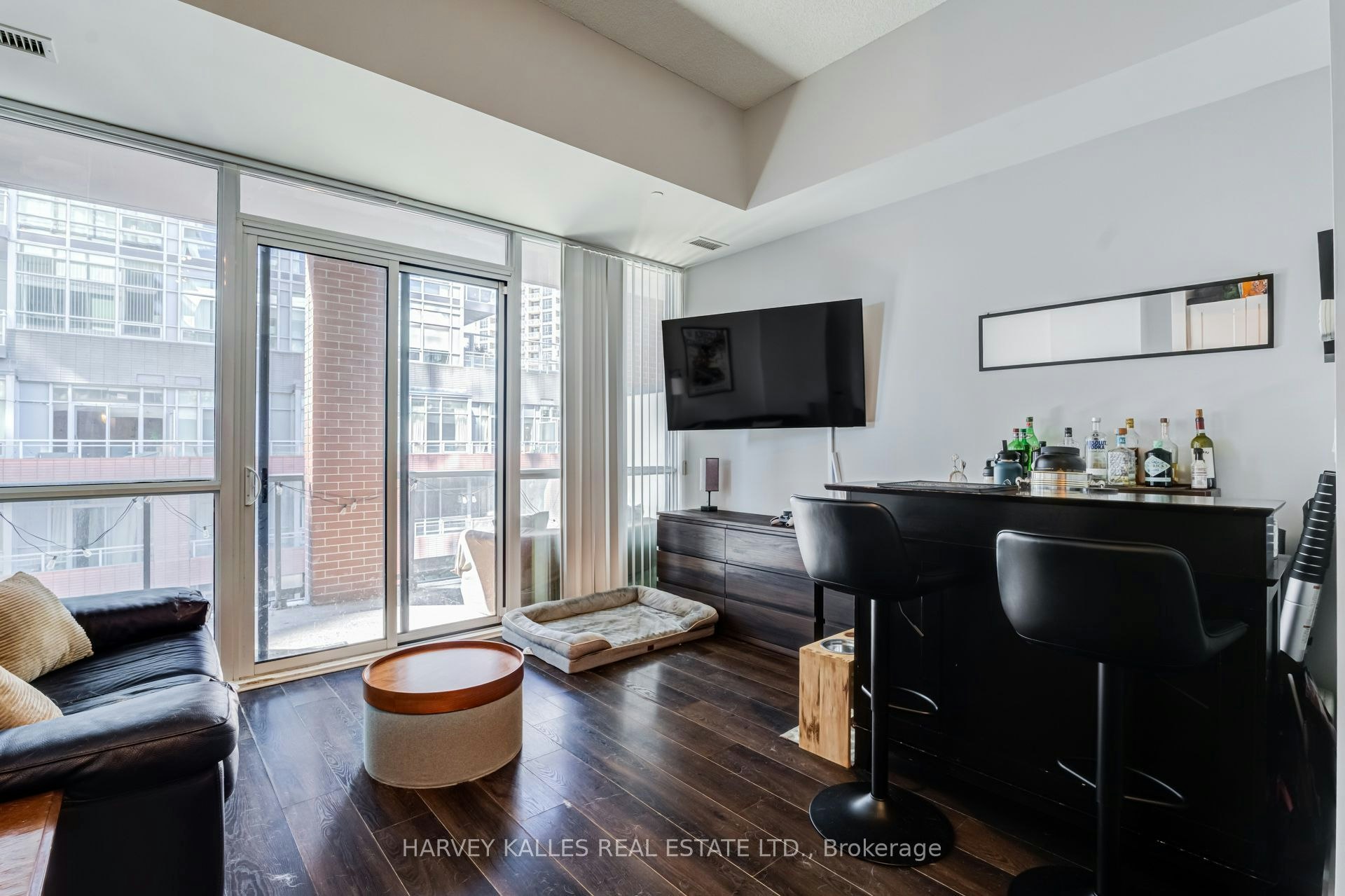 615-20 Bruyeres Mews, Toronto, ON, M5V 0G8 - 21