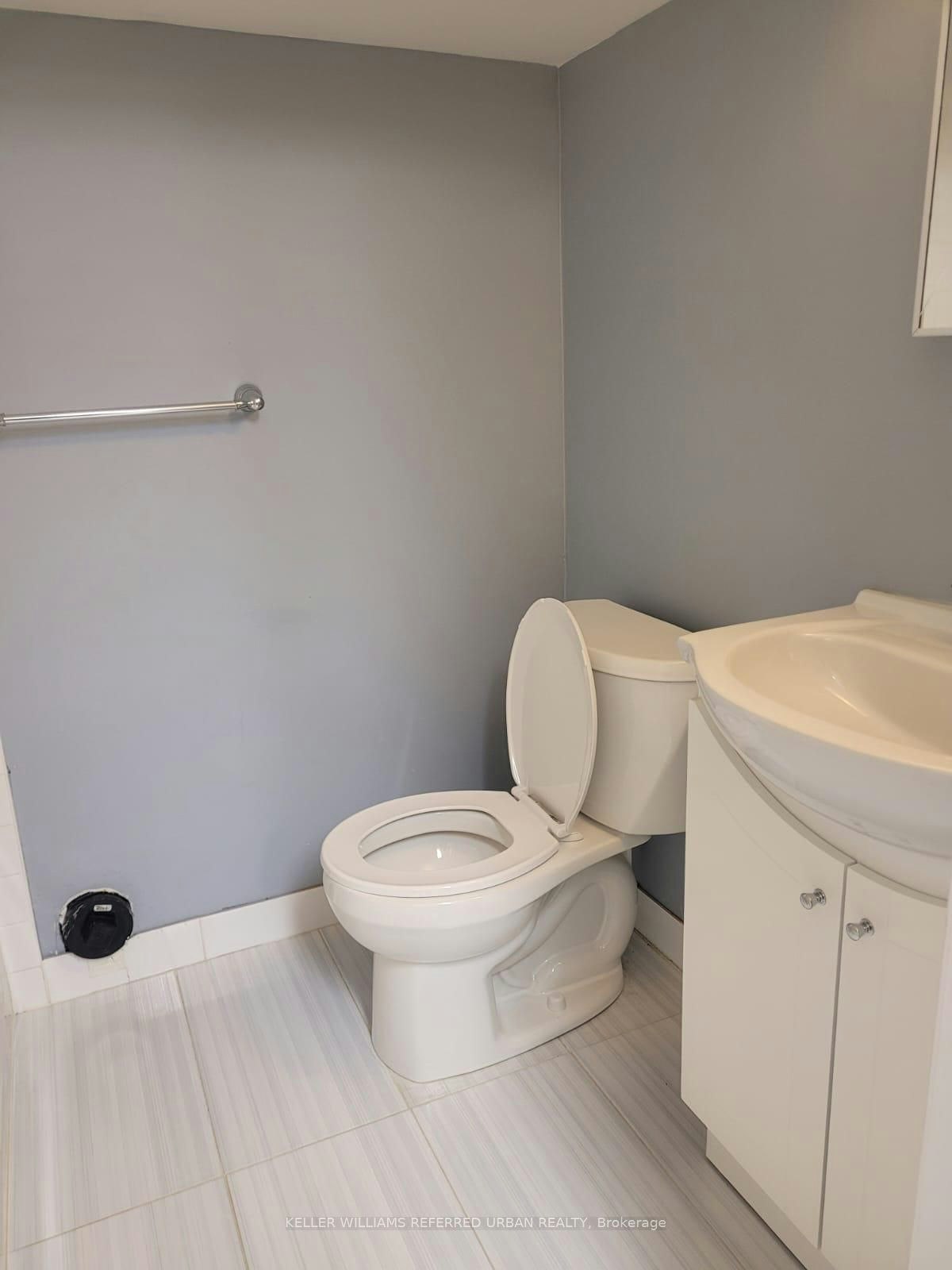 BSMT 2-82 Brucewood Crescent, Toronto, ON, M6A 2G8 - 11