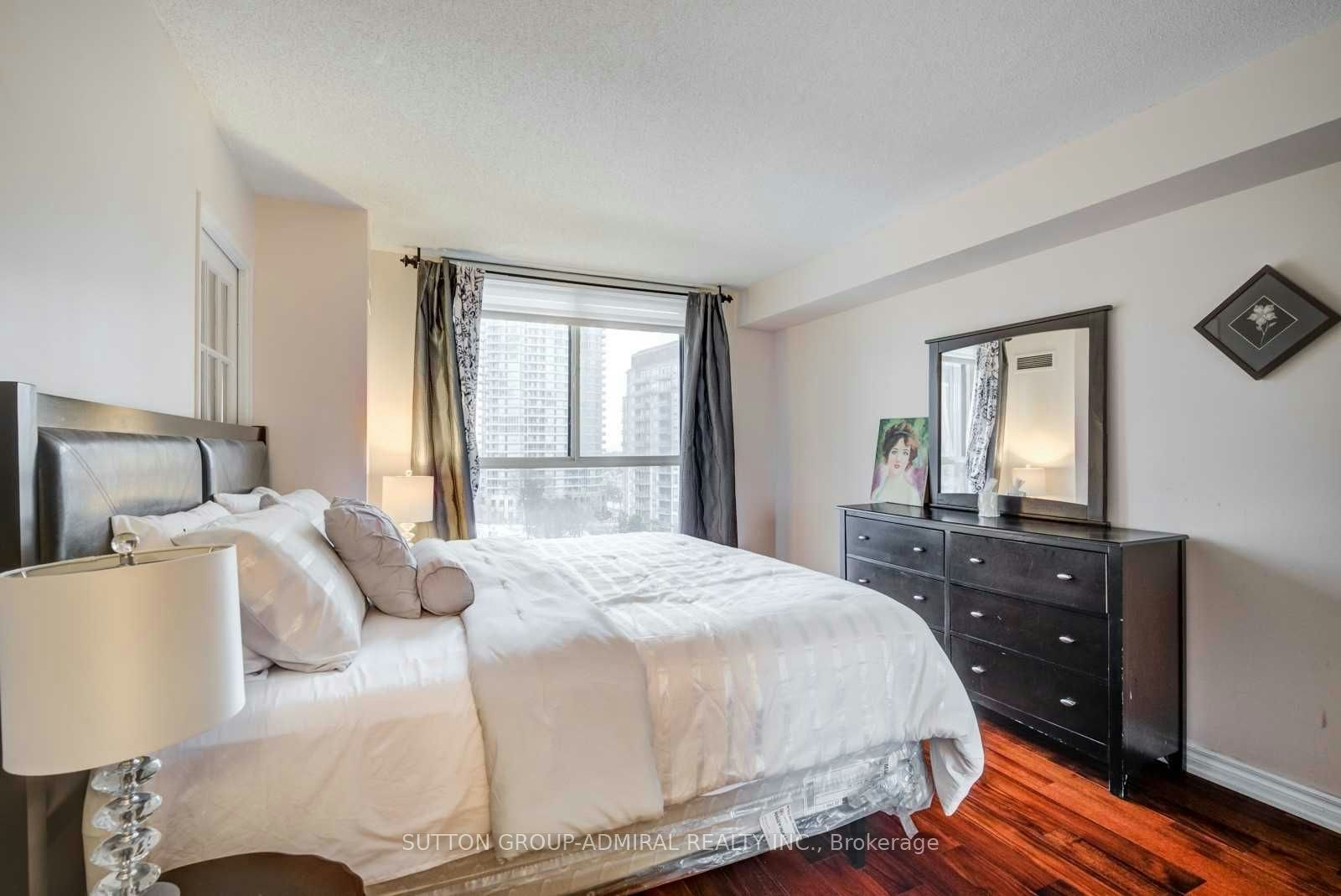 807-5460 Yonge Street, Toronto, ON, M2N 6J4 - 11