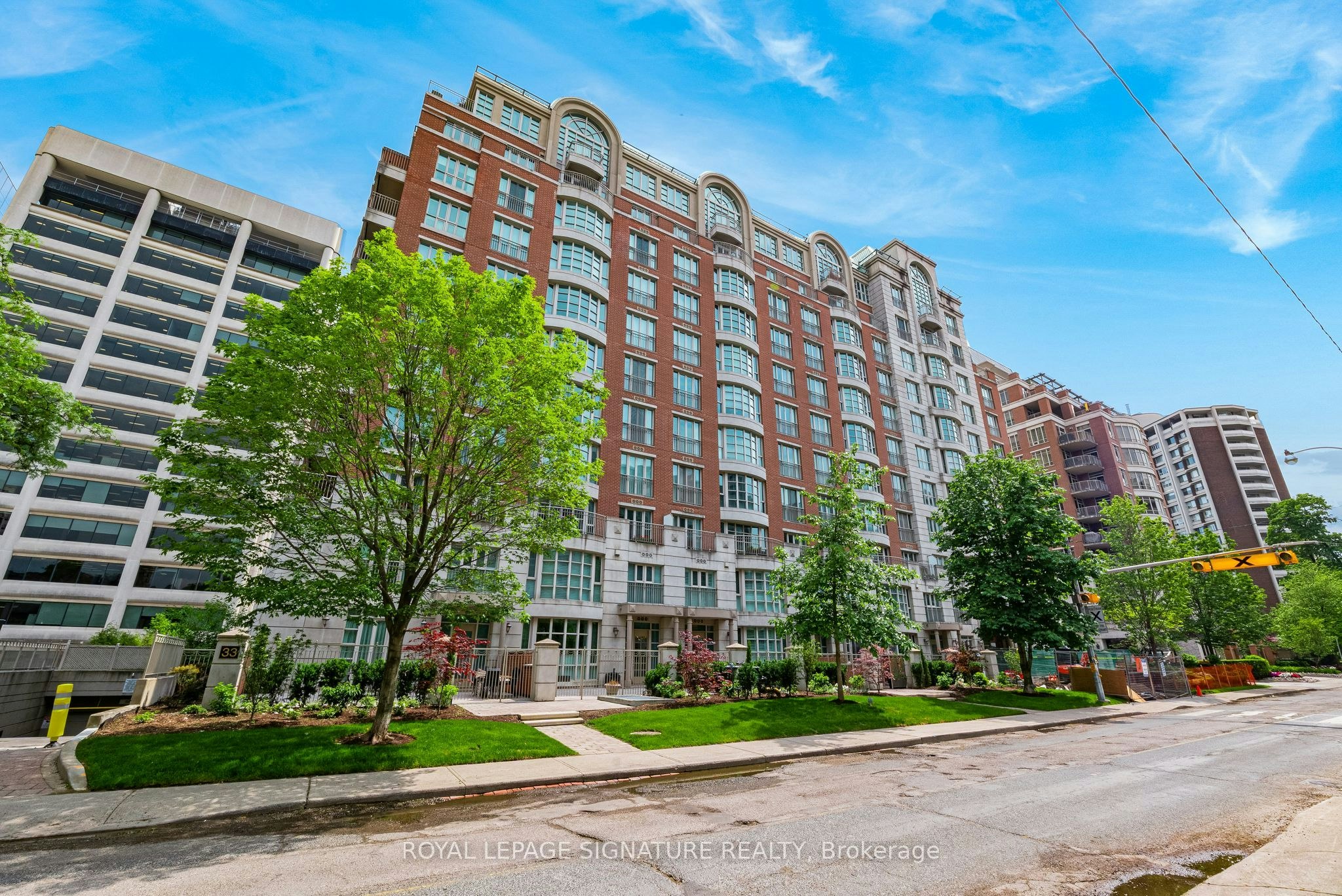 1004-33 Delisle Avenue, Toronto, ON, M4V 3C7