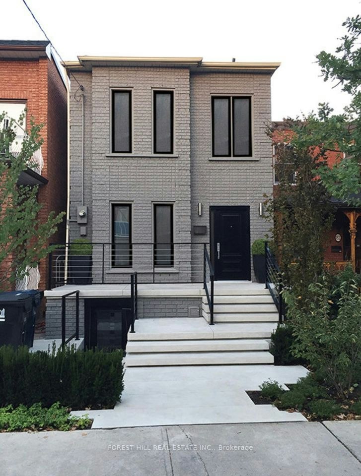 Lower-80 Northcote Avenue, Toronto, ON, M6J 3K3