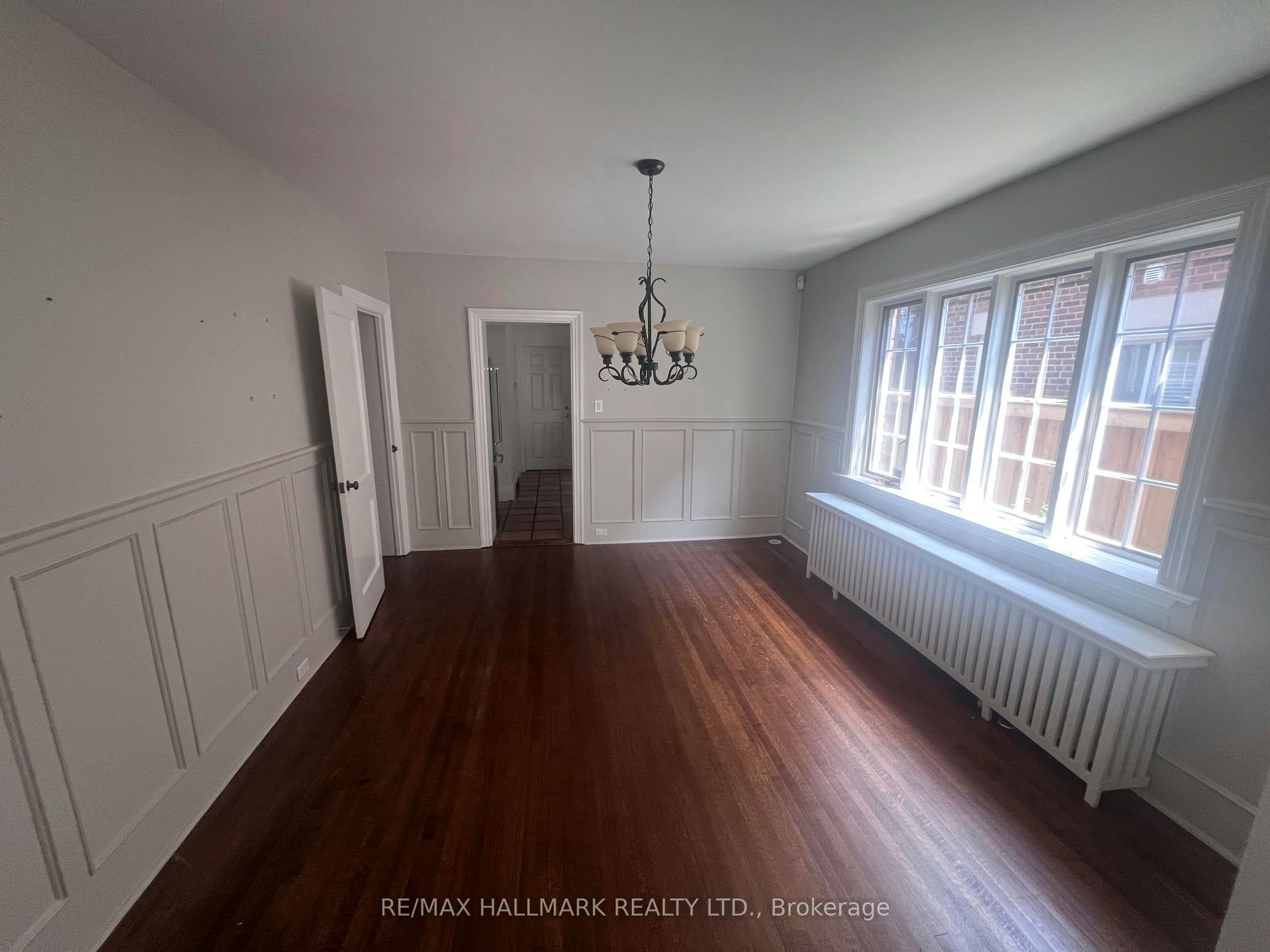 36 Whitehall Road, Toronto, ON, M4W 2C6 - 3