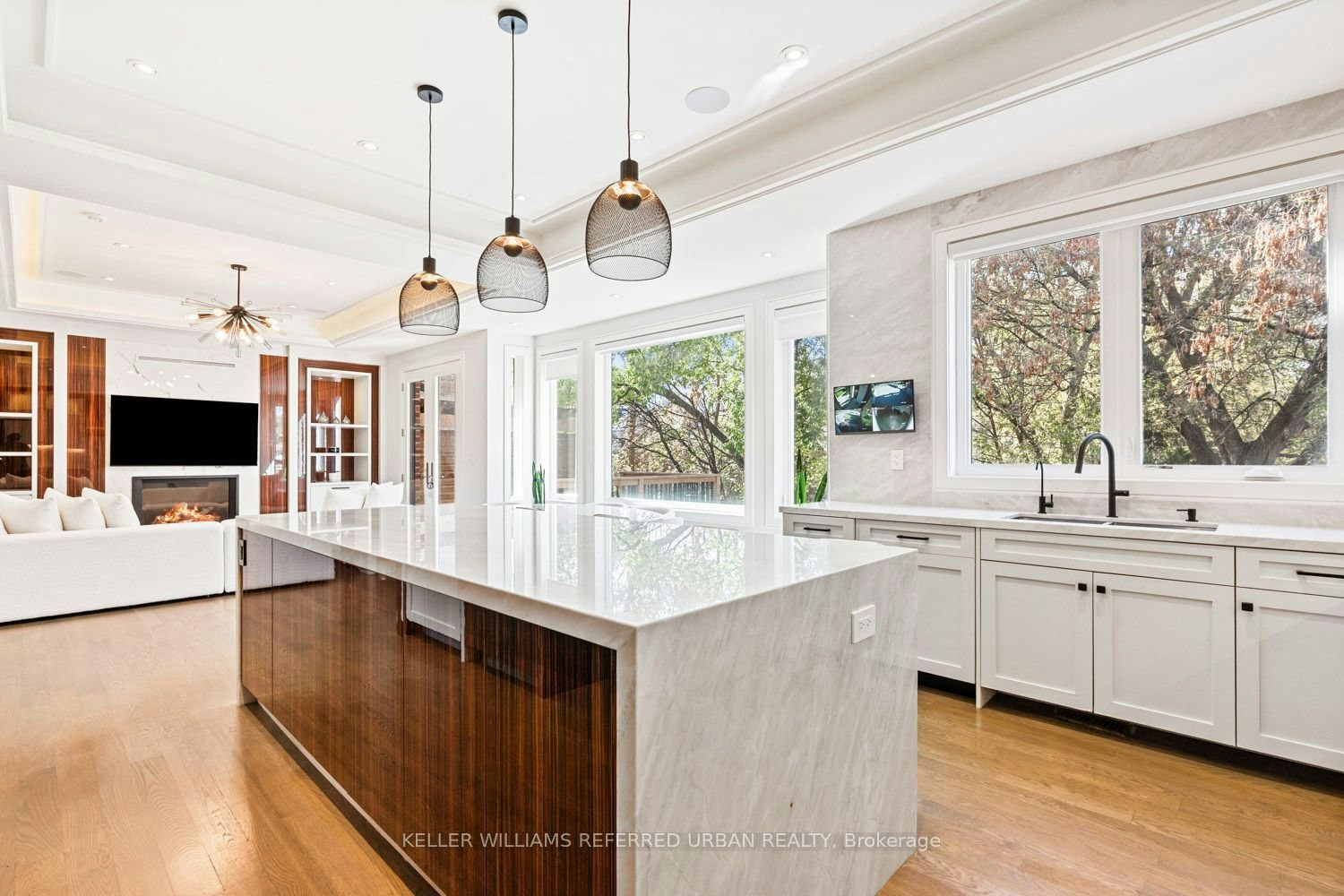90 Glen Rush Boulevard, Toronto, ON, M5N 2V1